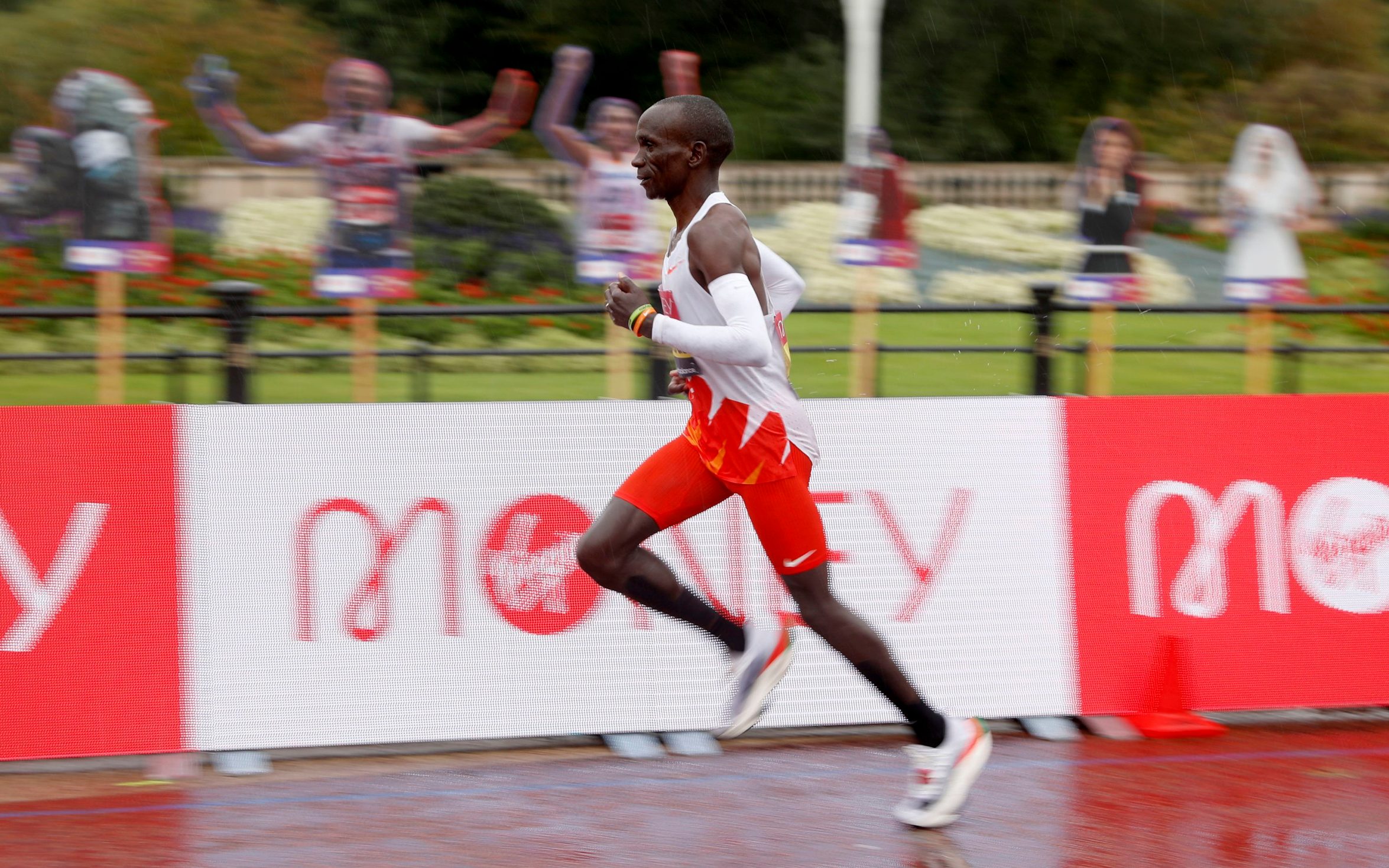 Eliud Kipchoge queda 8vo en la Maratón de Londres